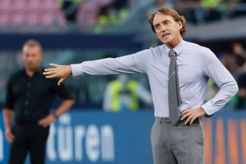 开云体育入口-梁熙明：曼奇尼恋栈已醸大错 提拔“天才”何喜之有？