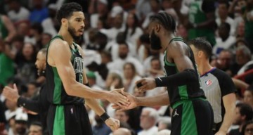 开云体育登录-绿军双探花末节迷失 抢七战他们仍是胜负关键