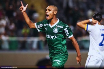 每体：巴萨正关注巴西16岁前锋新星孔塞桑，已派球探跟踪观察